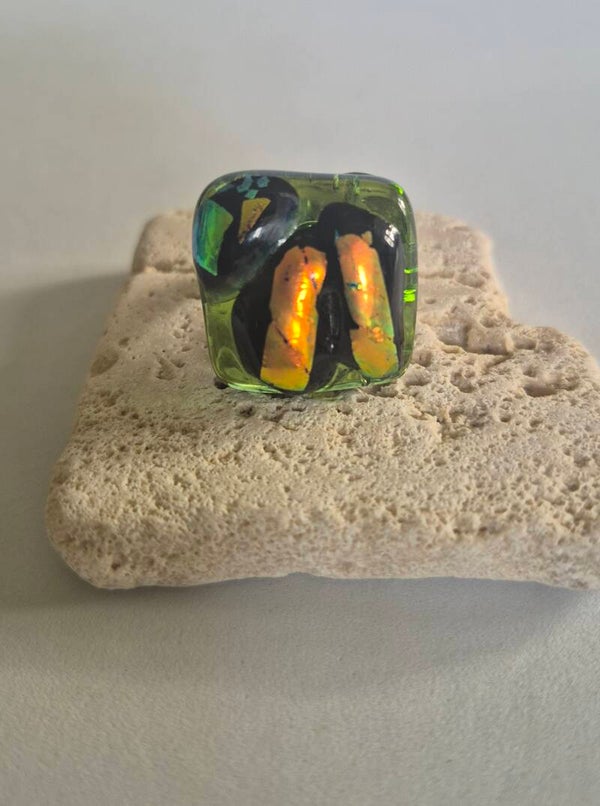 Bague carré en verre dichroique