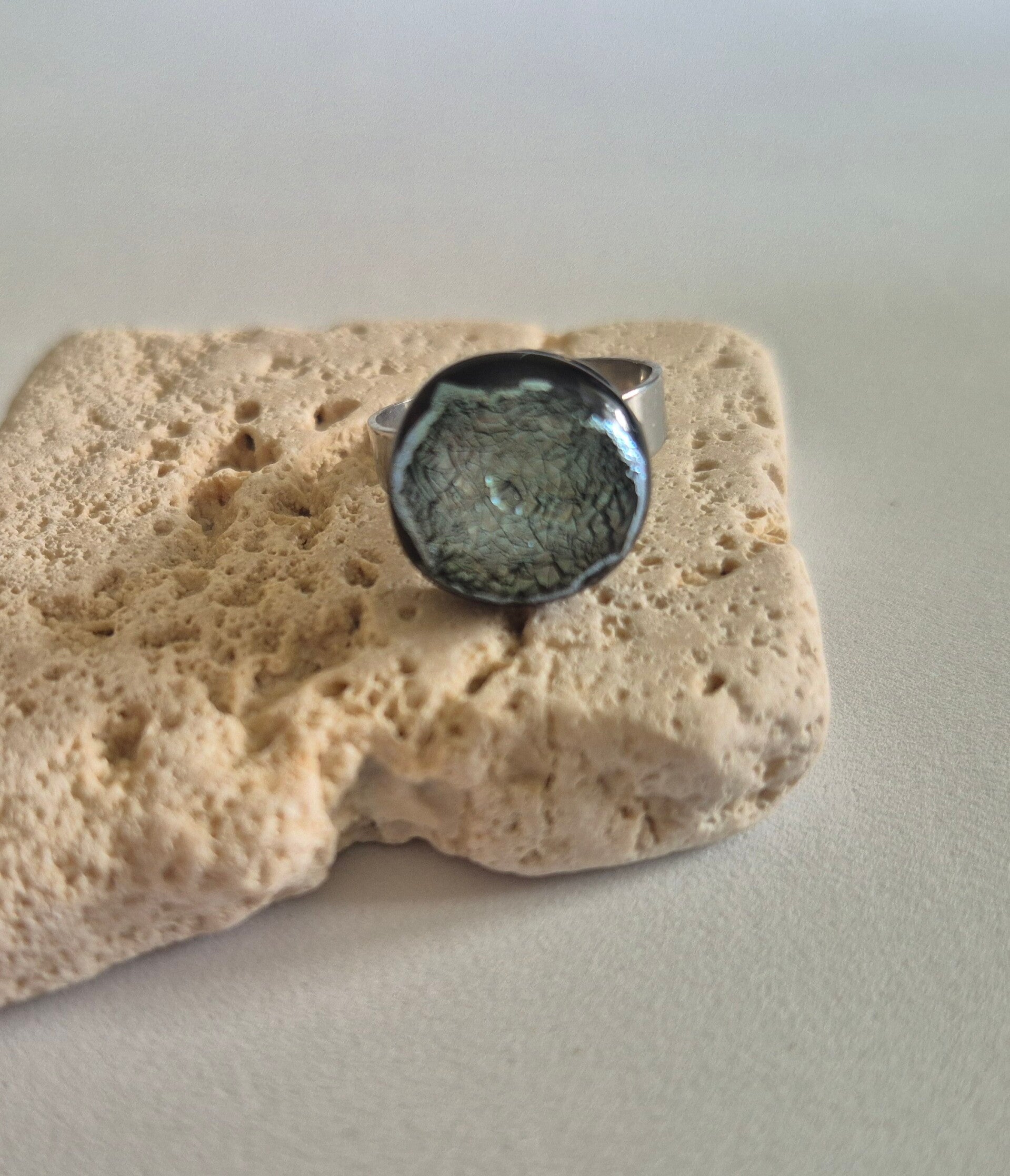 Bague en verre dichroique