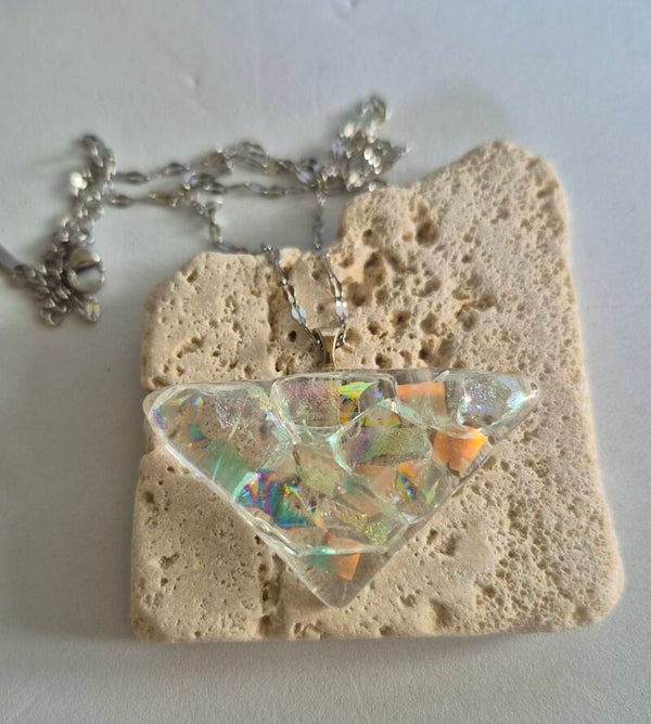 Pendentif en verre dichroique