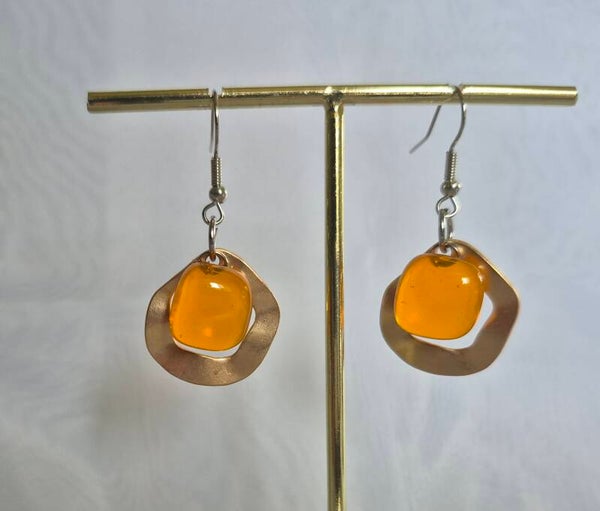 Boucle d'oreille pendante fantaisie