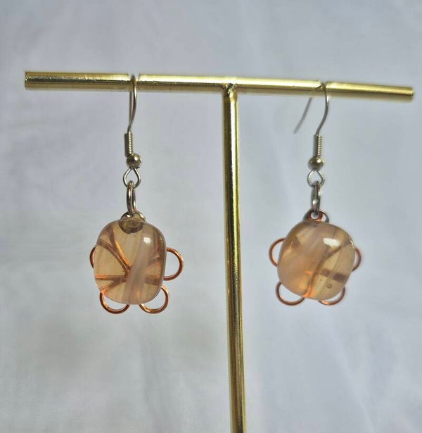 Boucle d'oreille pendante fantaisie