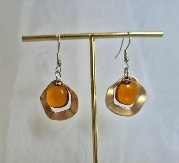 Boucle d'oreille pendante fantaisie