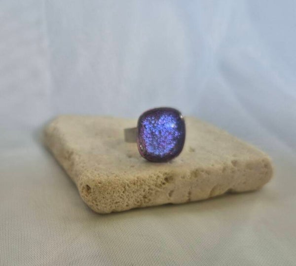 Bague en verre dichroique