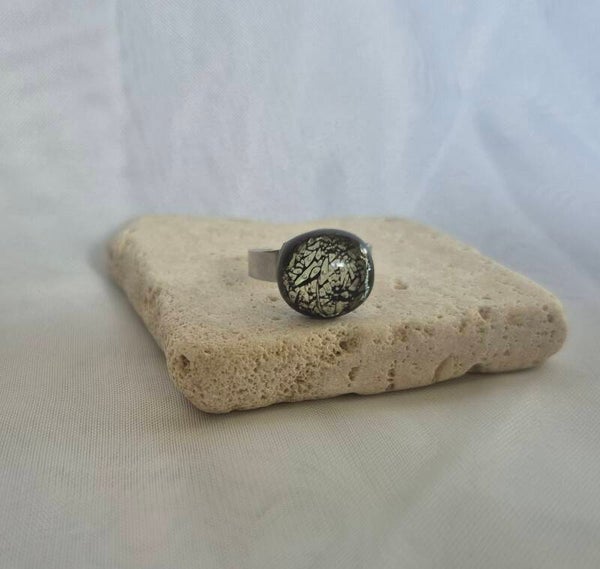 Bague en verre dichroique