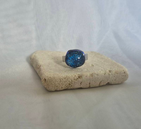 Bague en verre dichroique