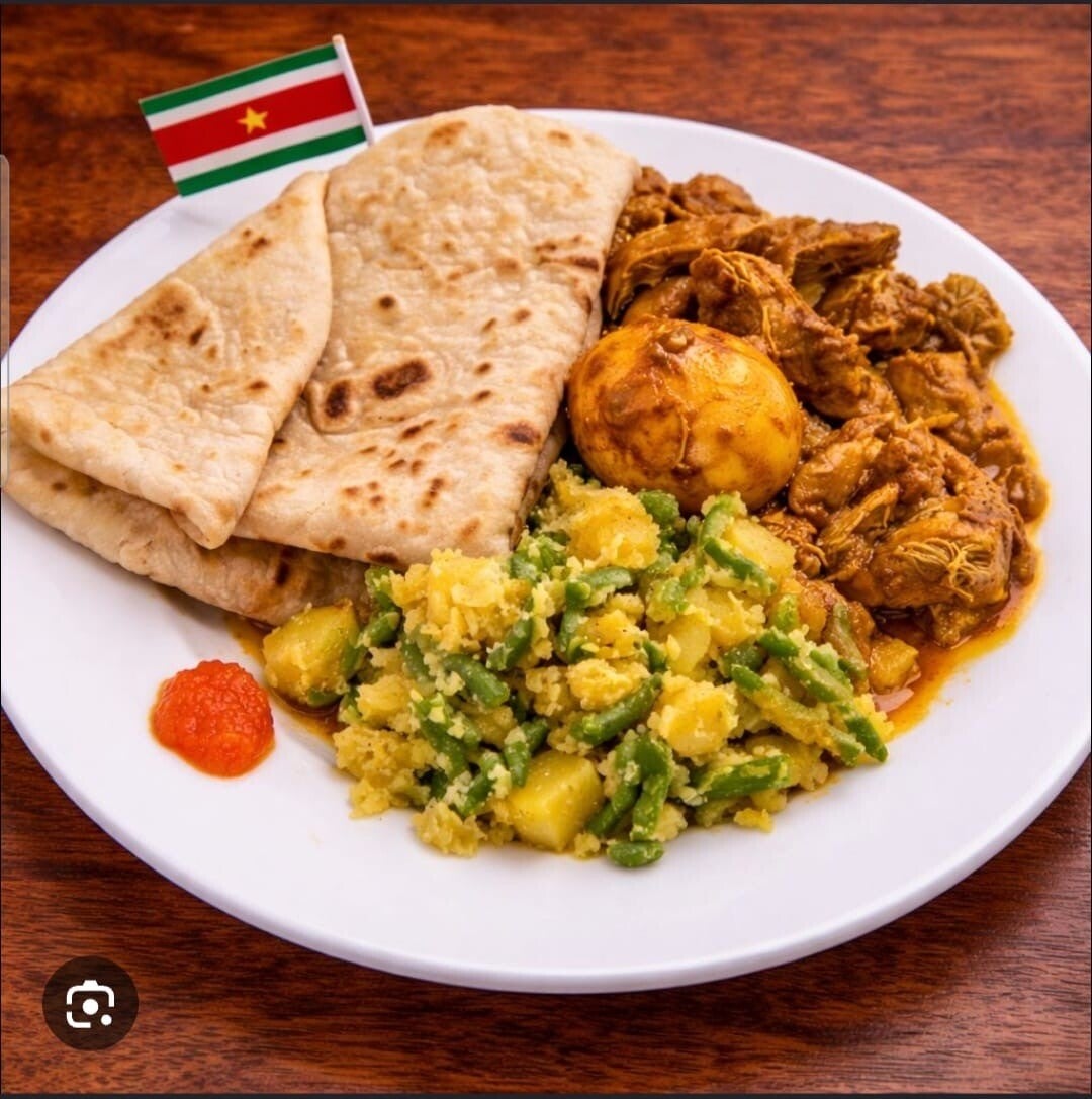 Roti kip filet met groenten en ei