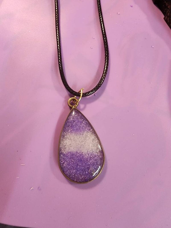 Pendant necklace