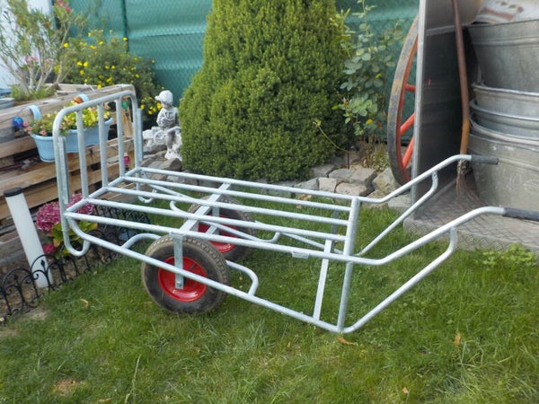 Tweedehands kruiwagen / stootkar