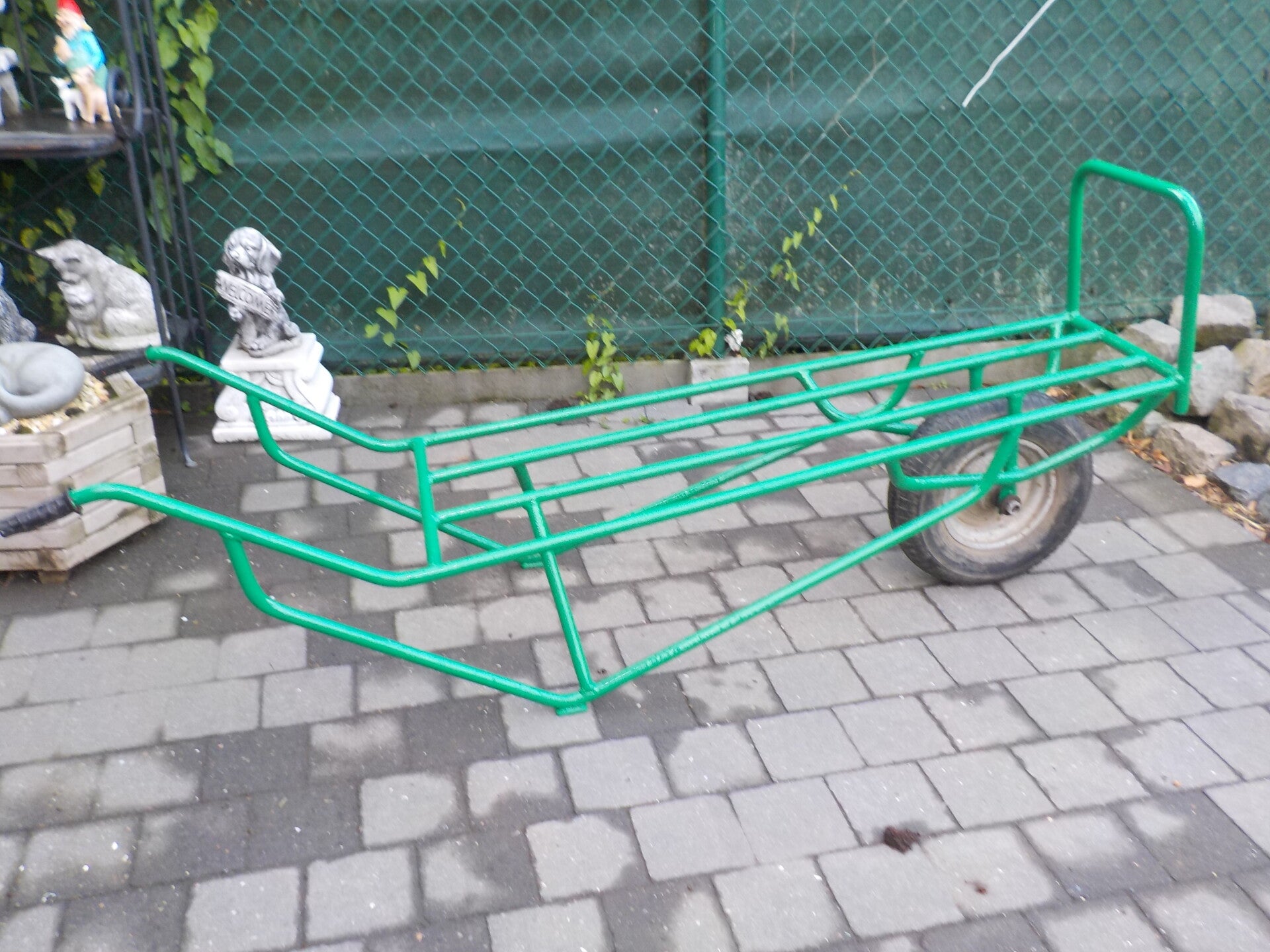 Tweedehands kruiwagen / stootkar