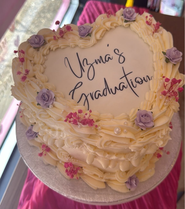 Heart flower cake