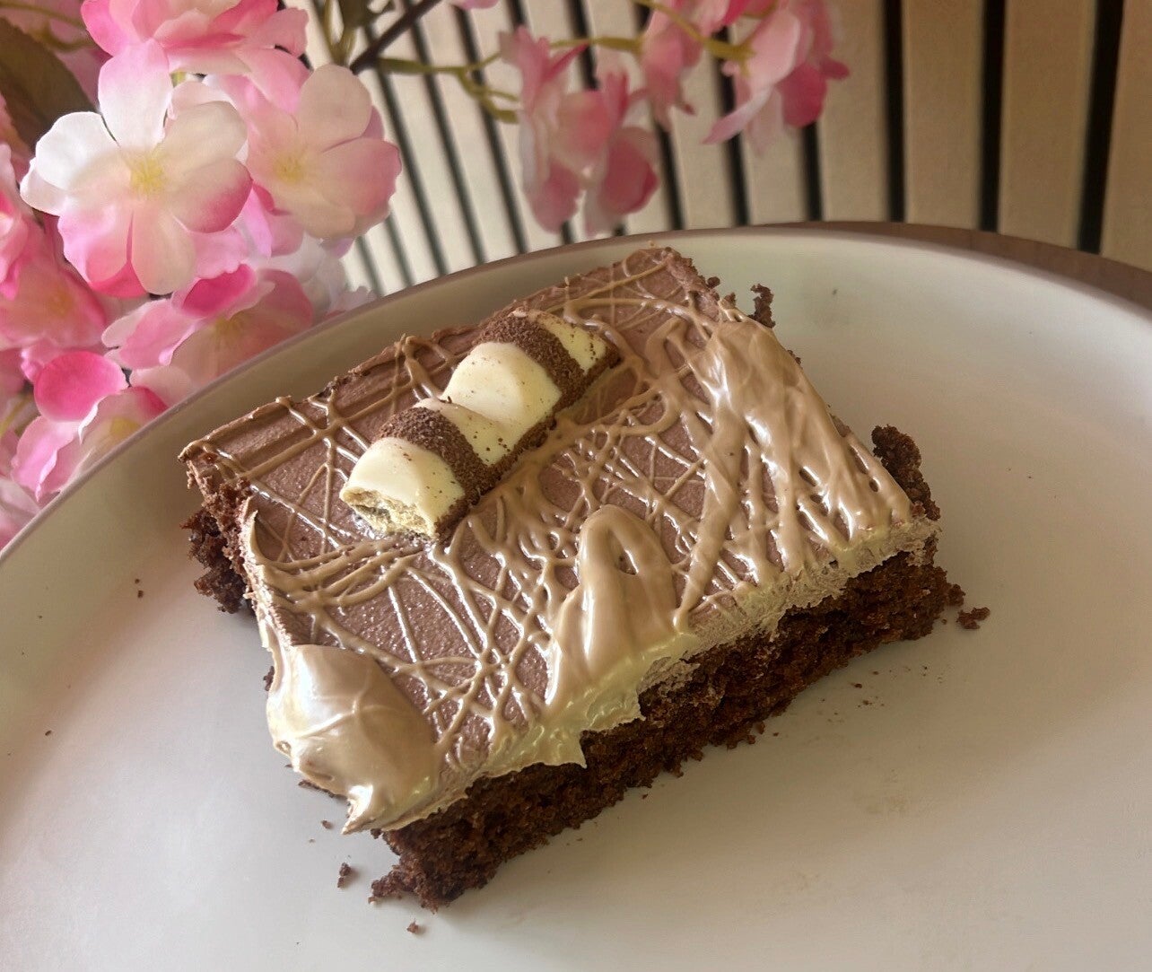 Chocolate kinder cake tin