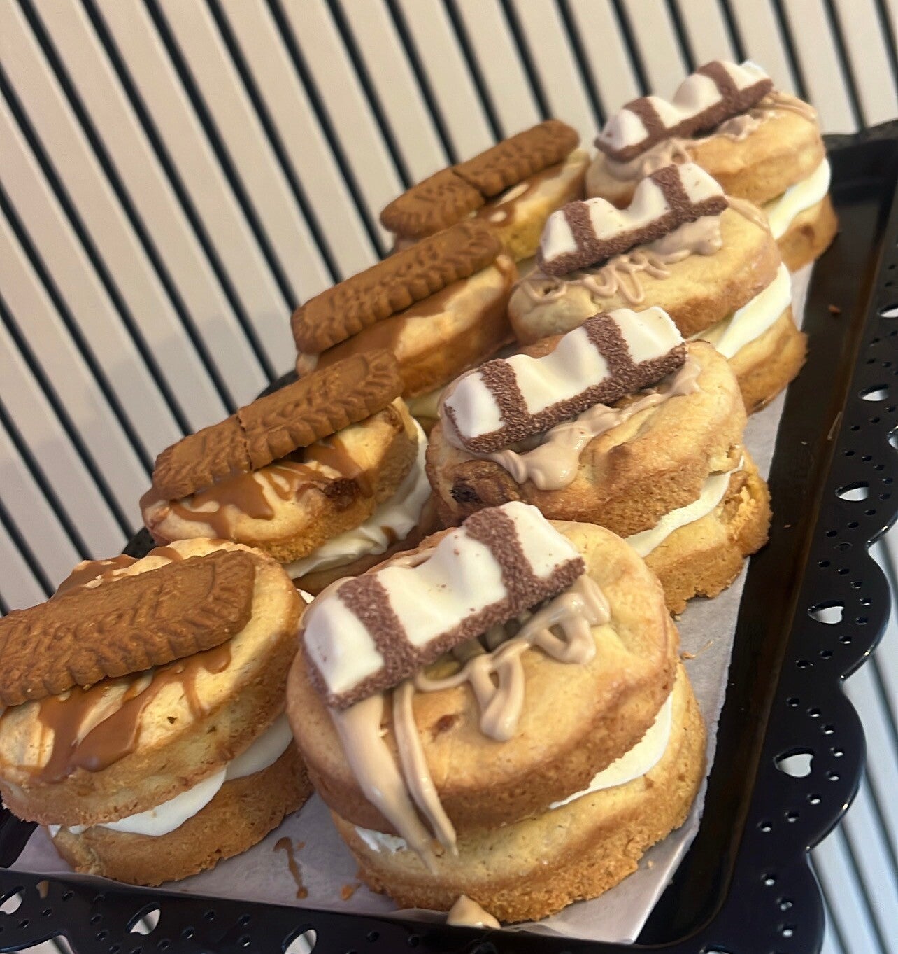 Cookie sandwiches