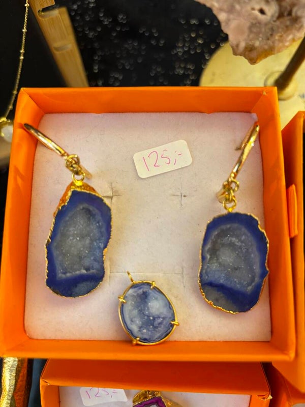 Vergulde oorbellen set met hanger