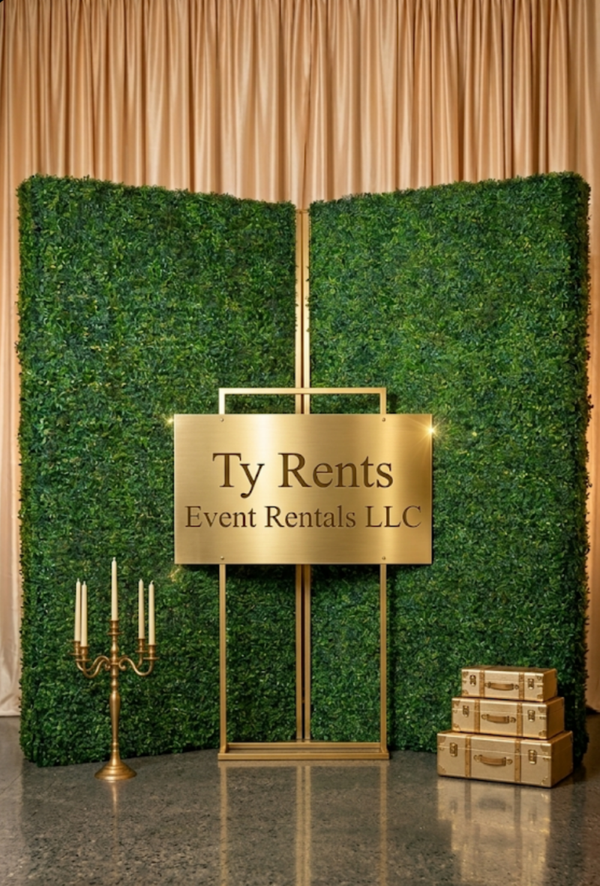 4x8 faux grass walls