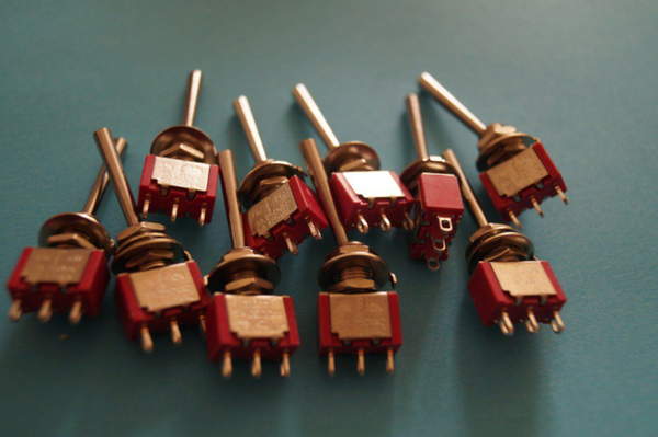 Interrupteur subminiature levier long - Code ETNQ 001