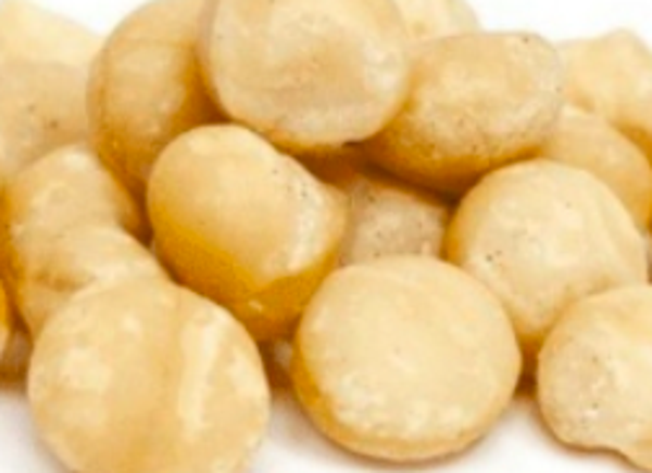 Nocciole fresche sgusciate