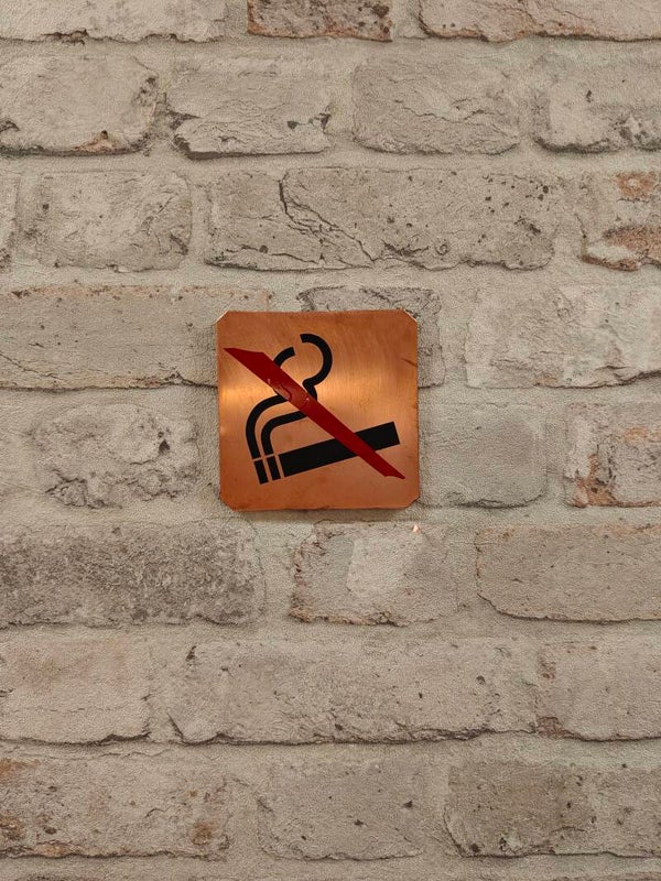 Tupakointi kielletty kilpi