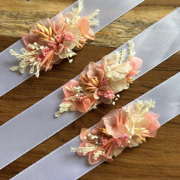 Bracelets fleurs séchées blanc/rose