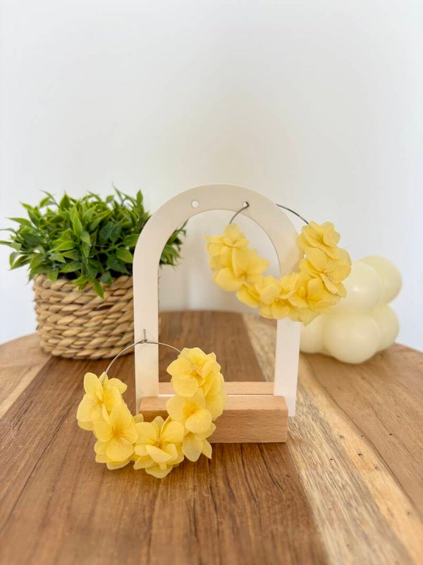 Boucles d’oreilles hortensias séché jaune