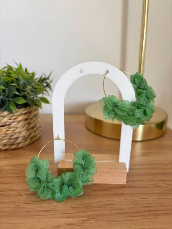 Boucles d’oreilles hortensia séché vert
