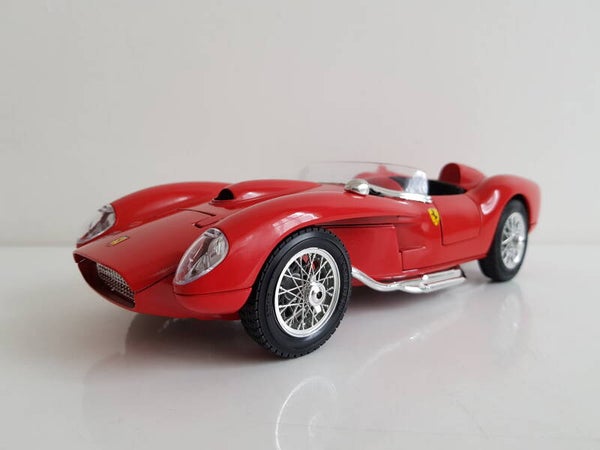 Bburago Ferrari 250 Testarossa (1957) - 1/18 - In OVP (id-682)
