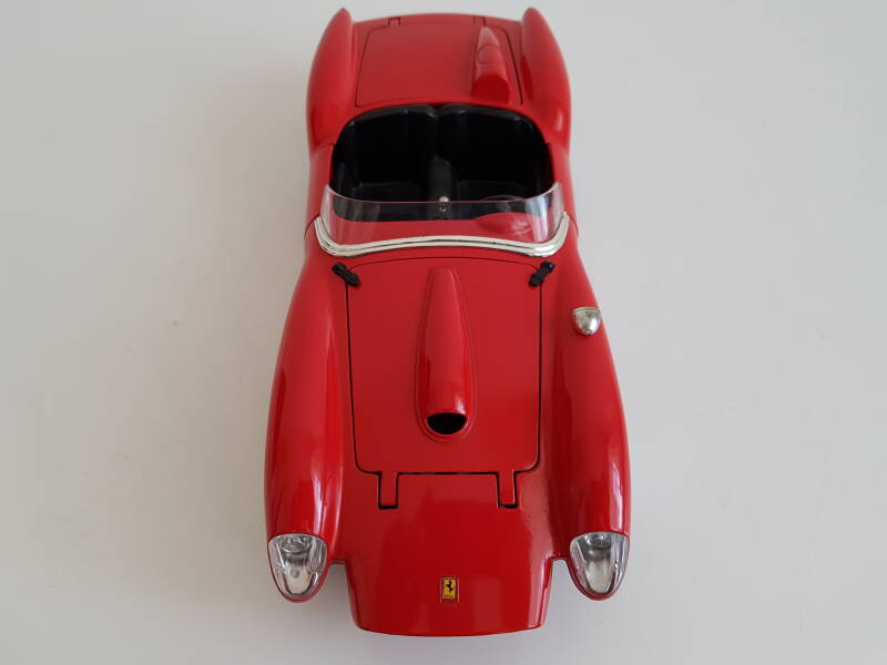 Bburago Ferrari 250 Testarossa (1957) - 1/18 - In OVP (id
