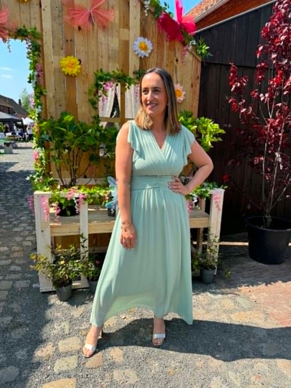 Wedding season muntgroene jurk
