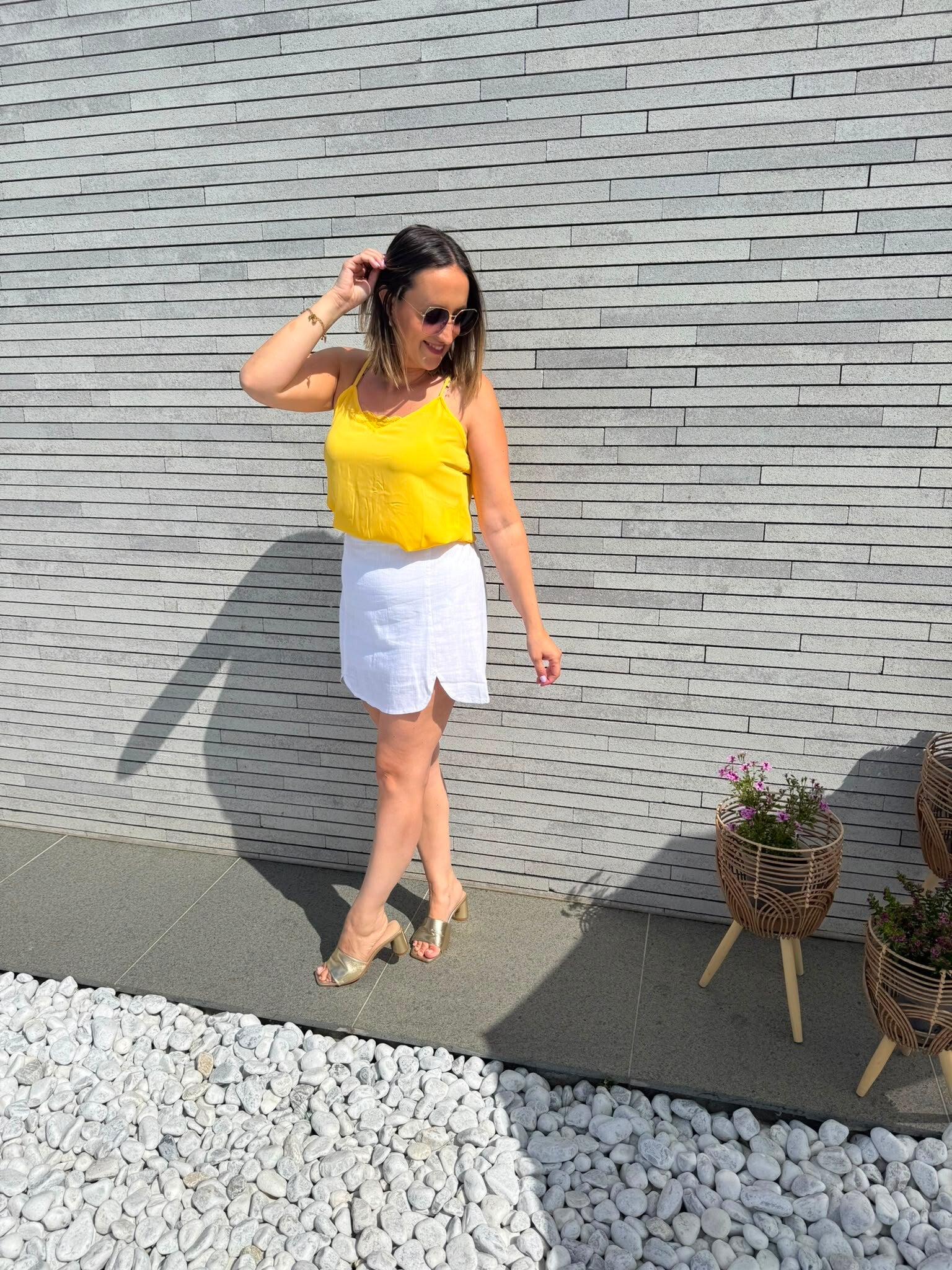 Yellow top