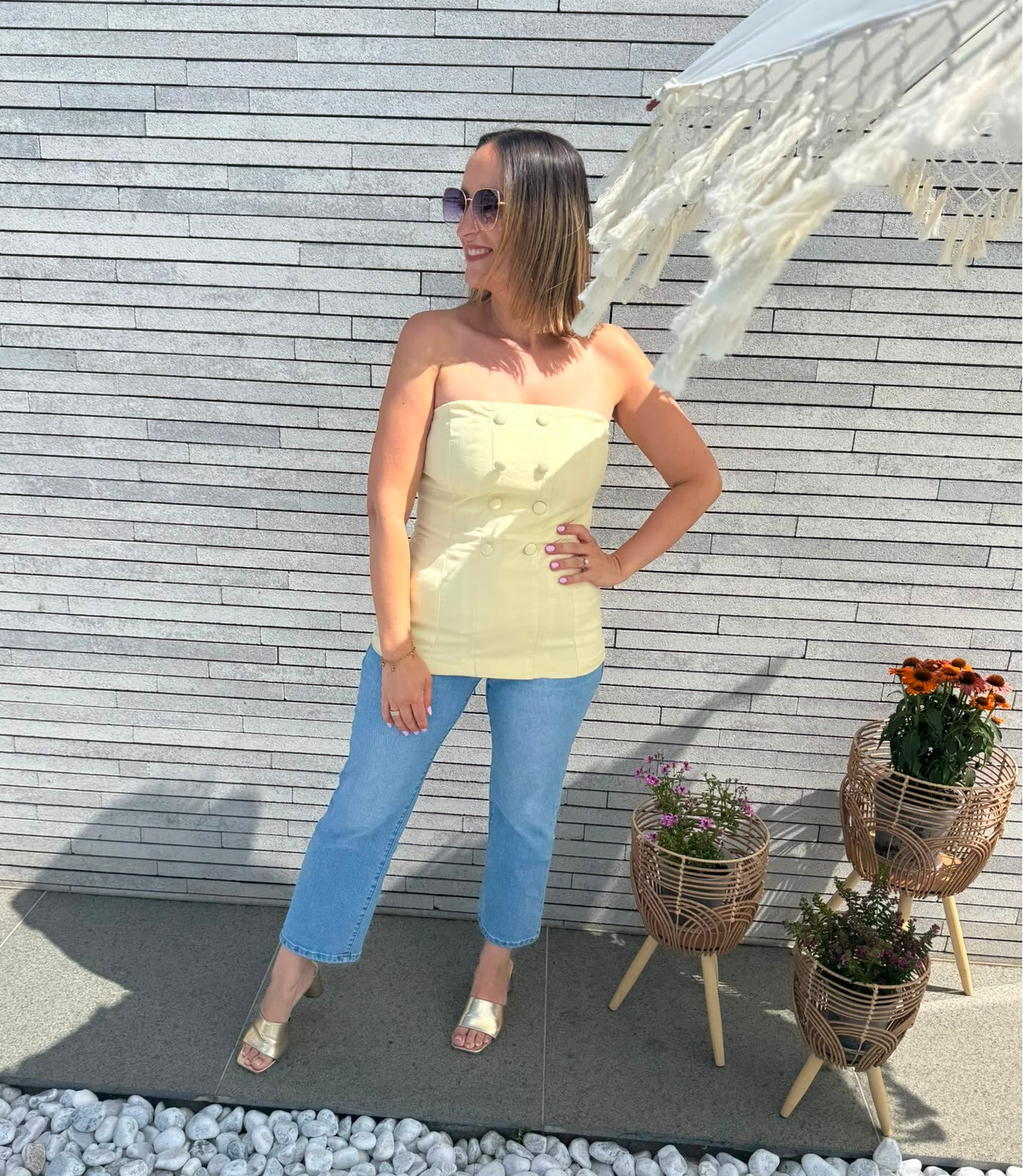 Strapless soft yellow top