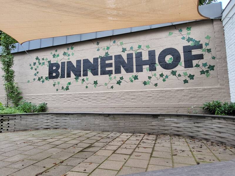 Graffiti Binnehof Basisschool De Westhoek Oosterhout