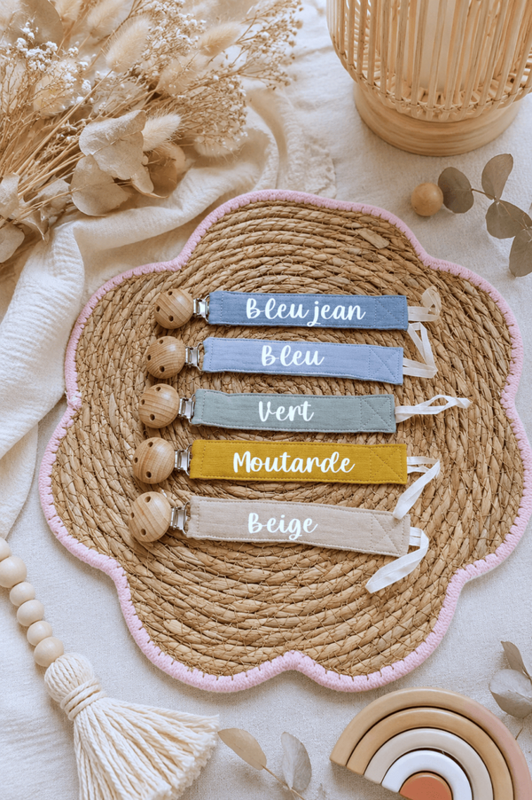 Attache tétine tissu