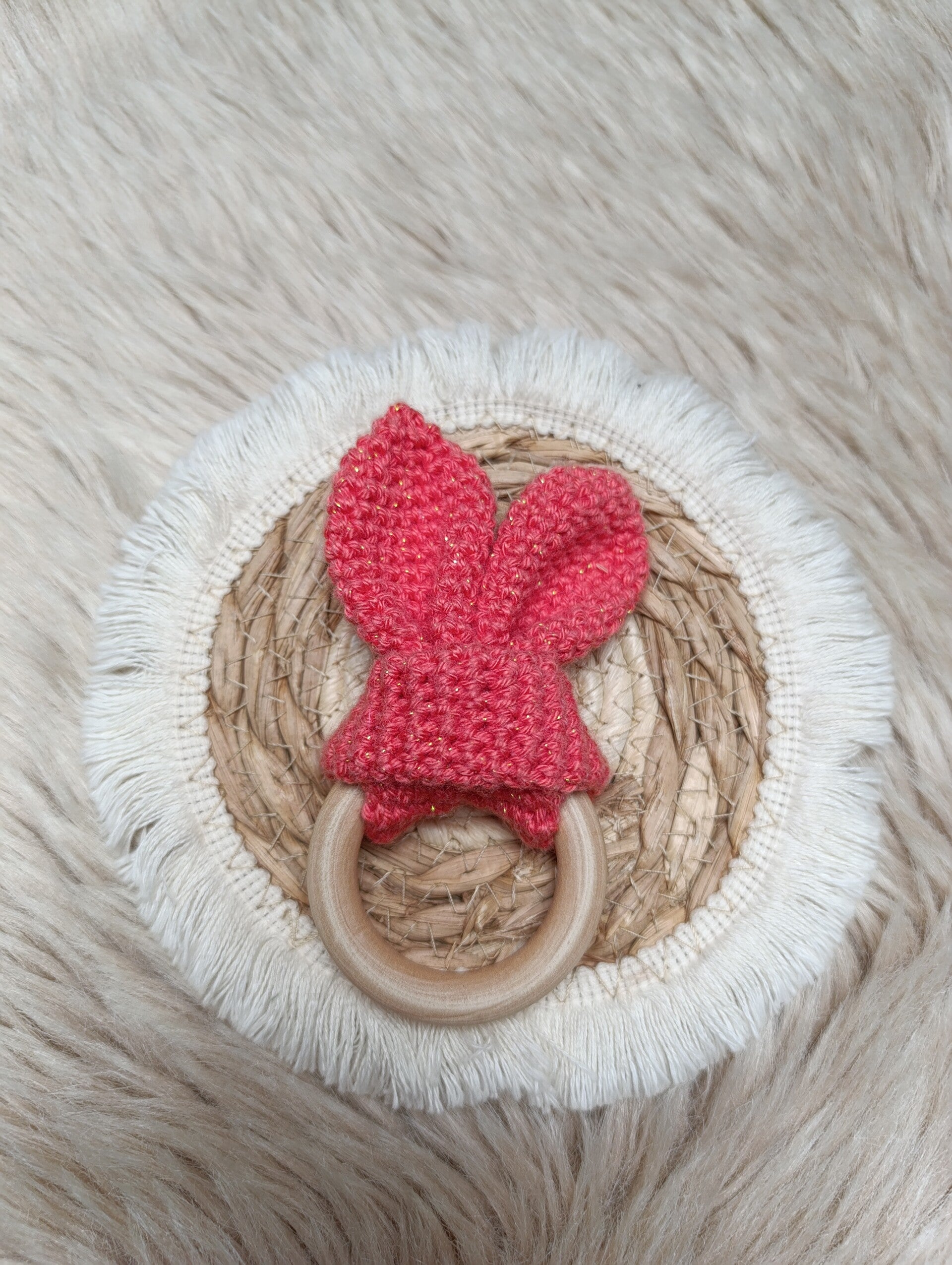 Hochet oreilles de lapin corail pailleté