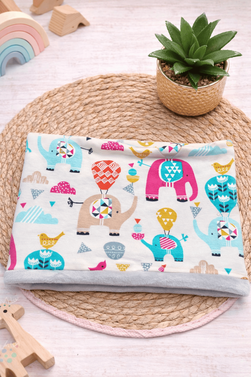 Tour de cou éléphants 2/5 ANS