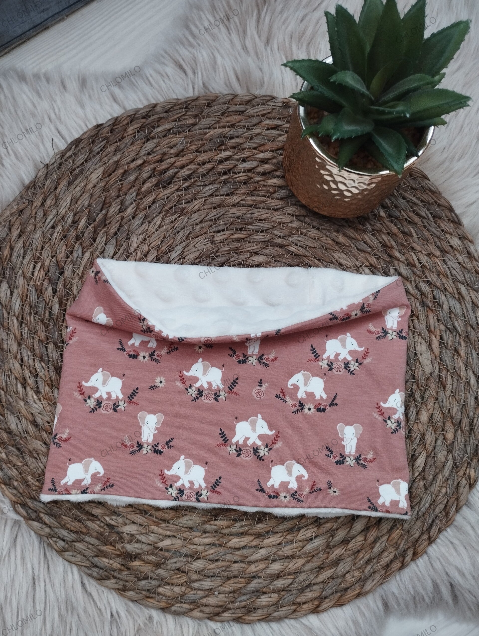 Tour de cou elephants