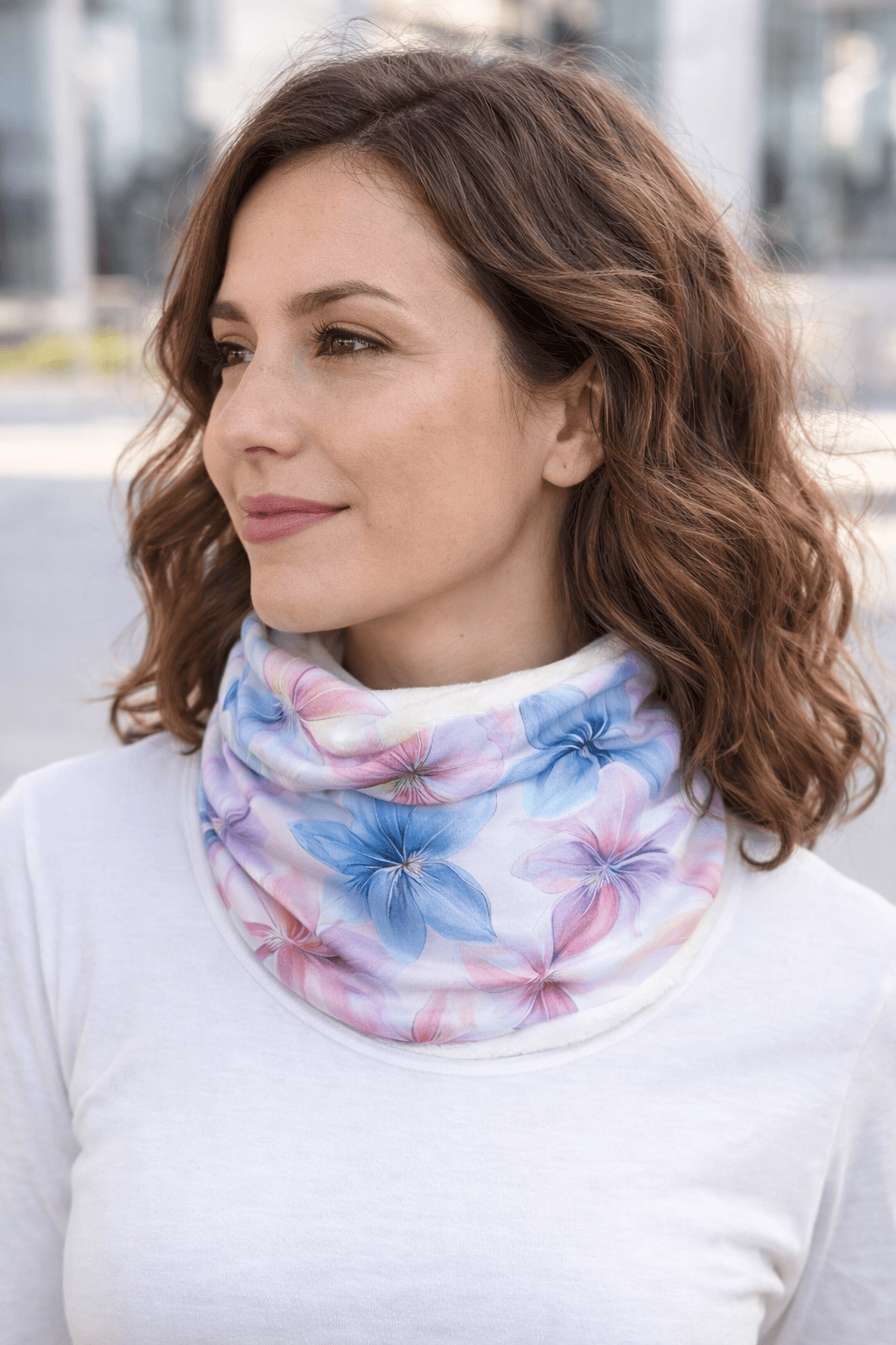 Cache cou fleurs pastel