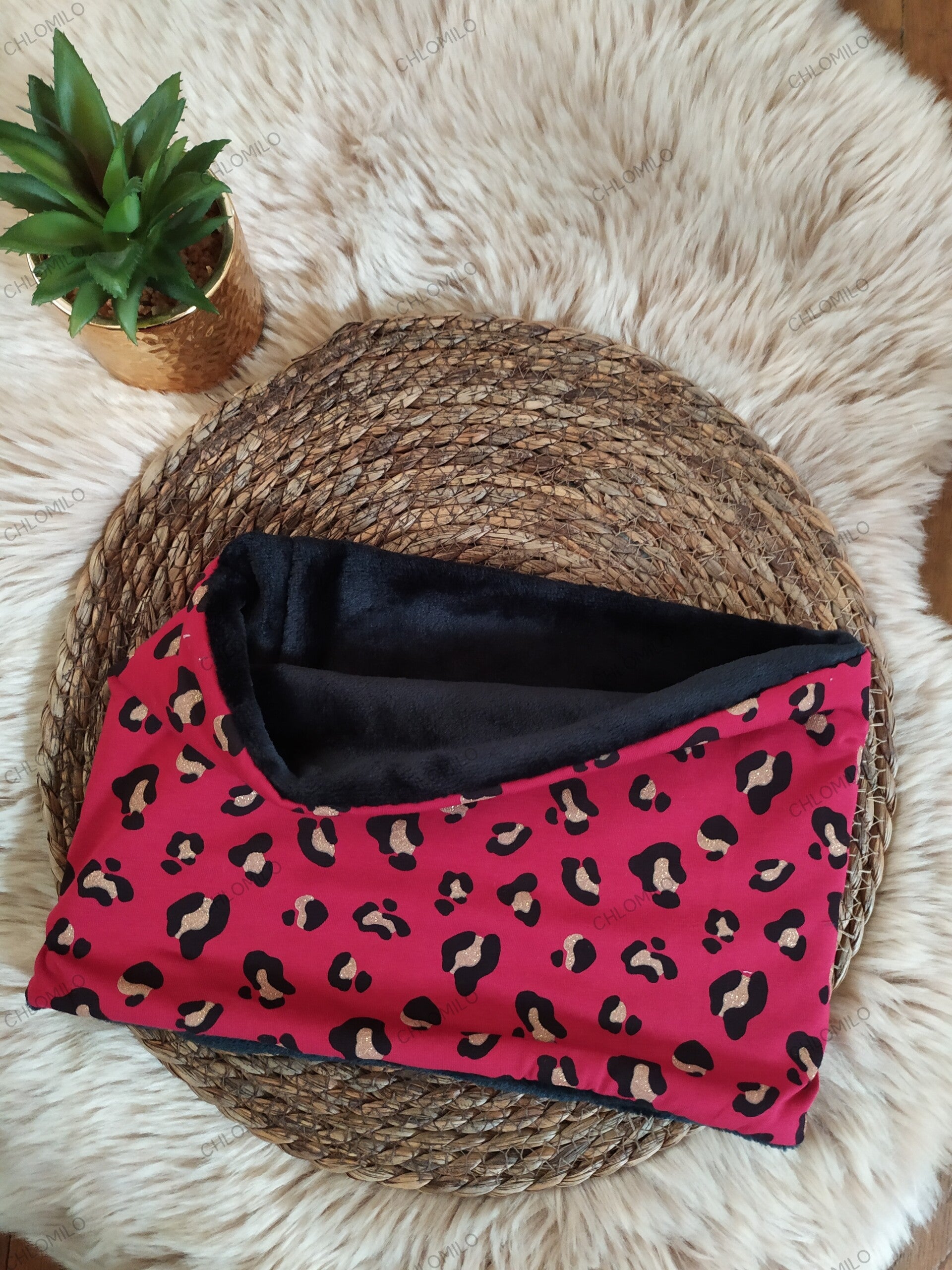 Tour de cou leopard rouge