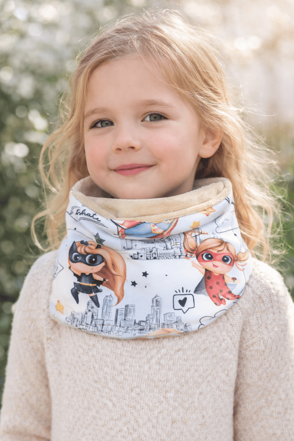 Cache cou super heroïnes