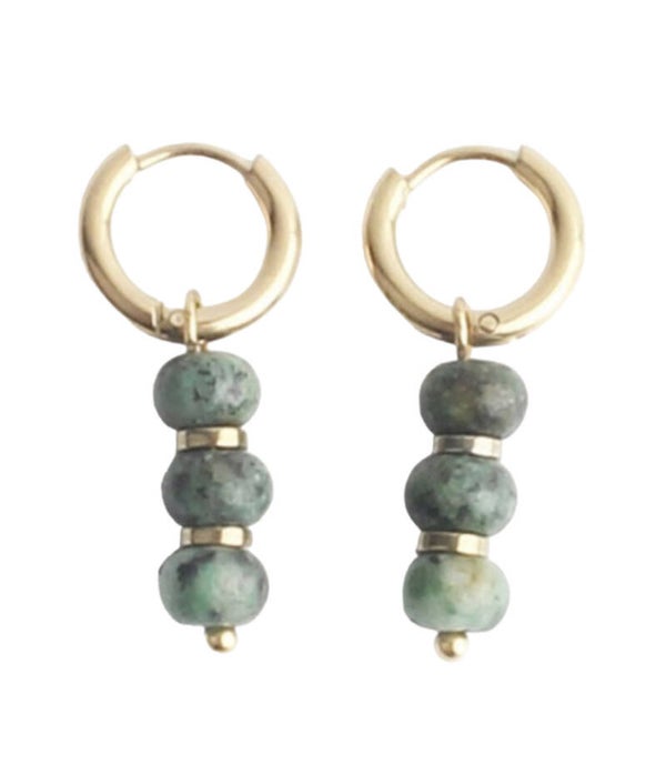Oorbellen met groene natuurstenen