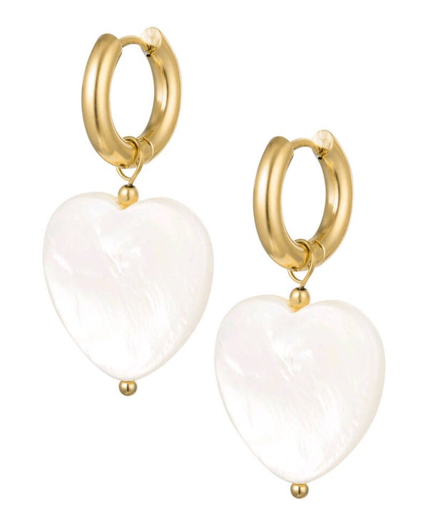 Oorbellen hart van schelp