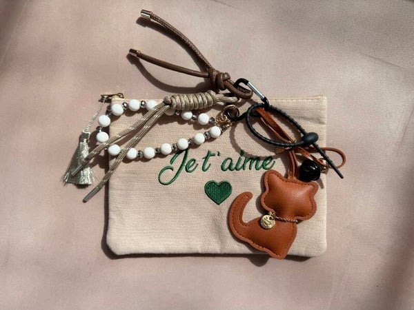Etui met Keycord Poes