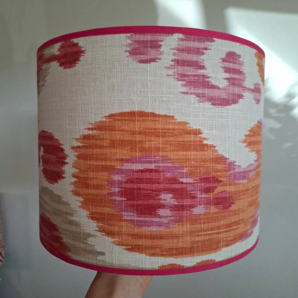 Ikat roze