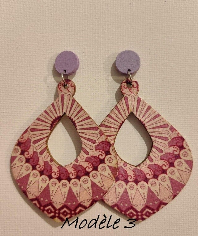 Boucles d'oreilles ethnique rose