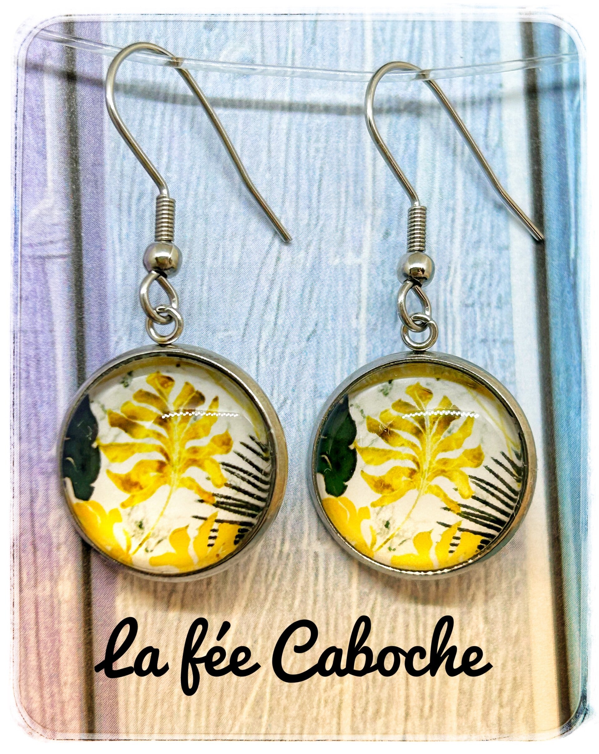 Cabochon feuille or, 16mm