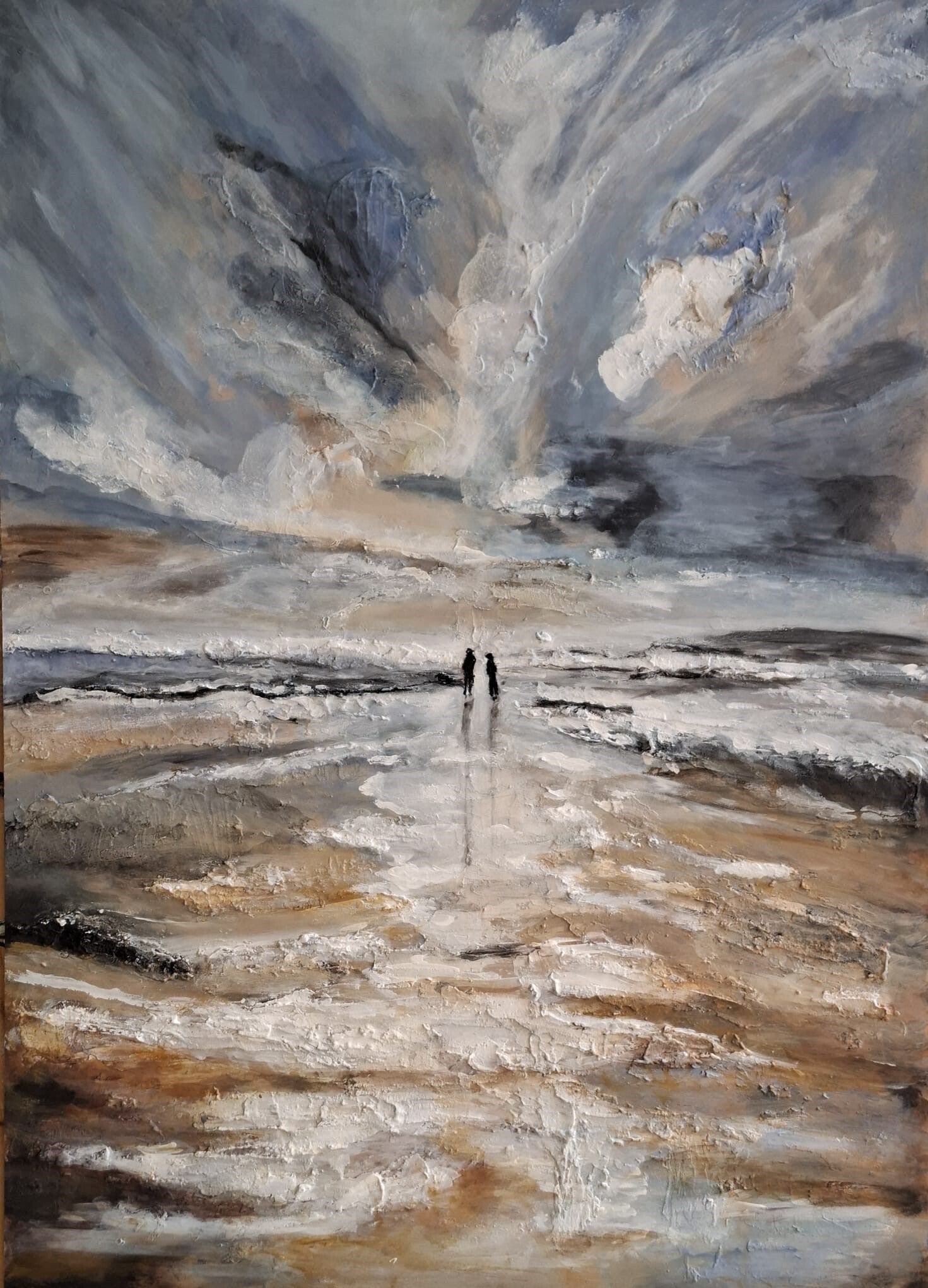 Schilderij kustlandschap – dramatische wolkenlucht en reflecties op het strand