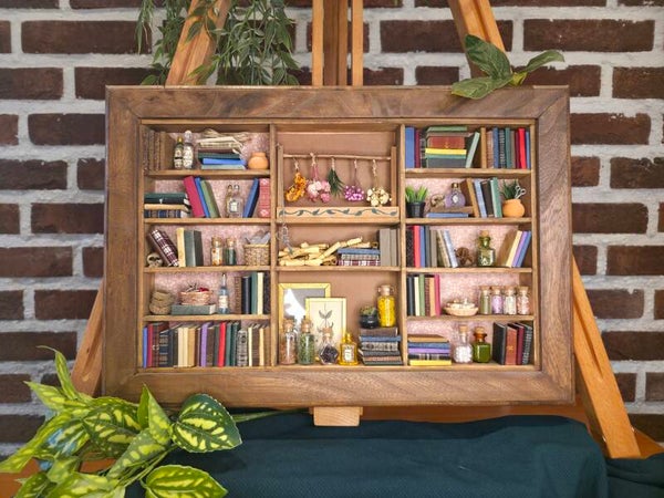 Miniatuur Witch Cabinet/curiosa kast Groot