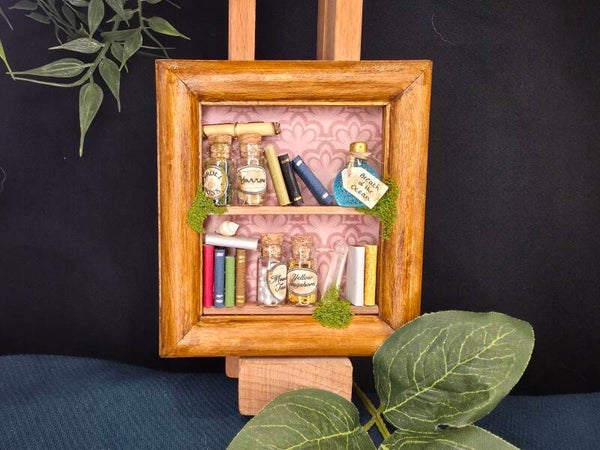 Miniatuur Witch Cabinet/curiosa kast Mini