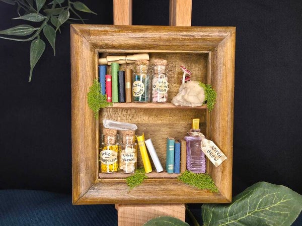 Miniatuur Witch Cabinet/curiosa kast Mini