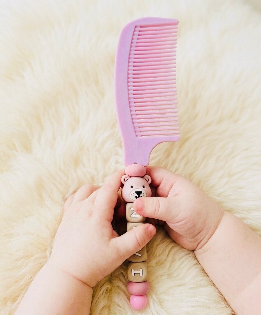 Babykam met Naam & kralen beer roze