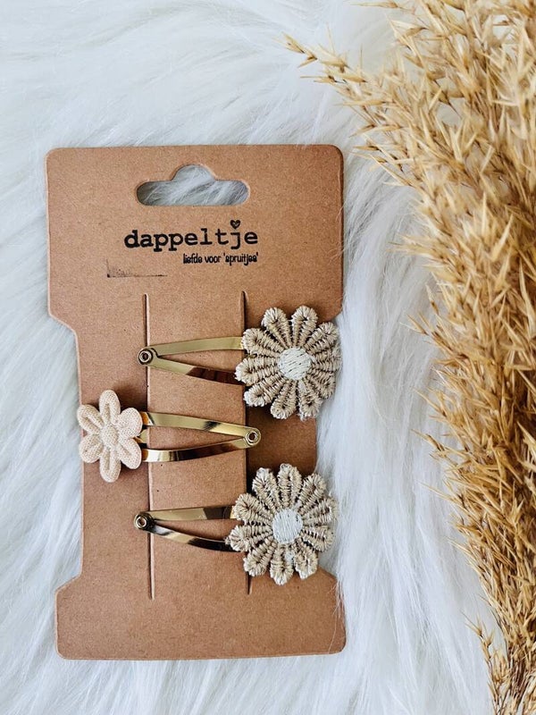 klikklakspeldjes bloemetjes beige