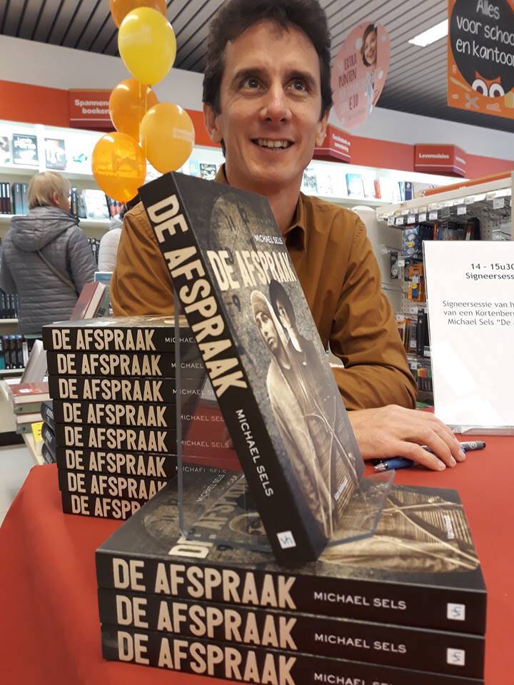 Signeersessie "De afspraak" van Michael Sels in Standaard Boekhandel Grimbergen